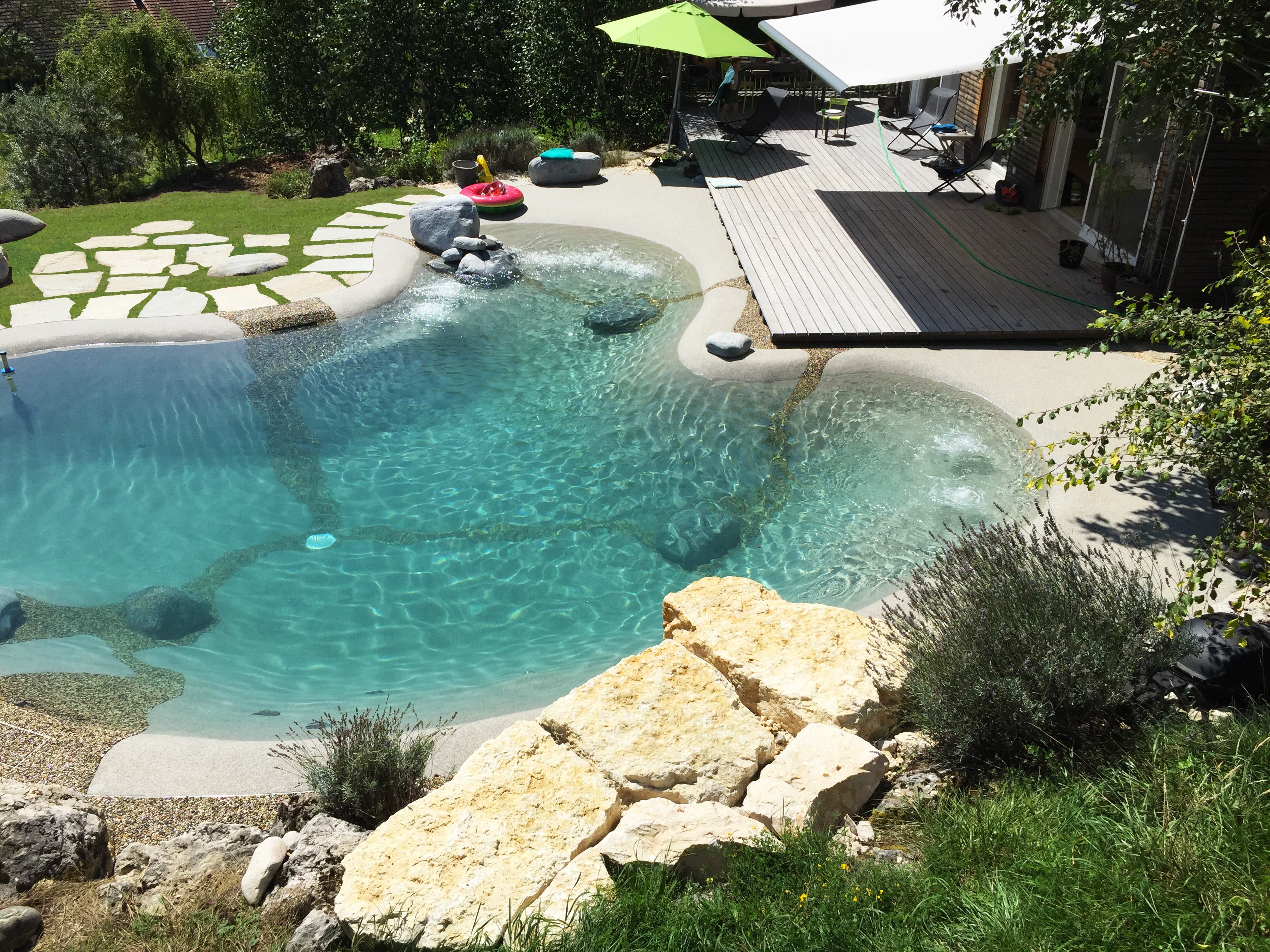 Swiss SPA-Pool organische Form